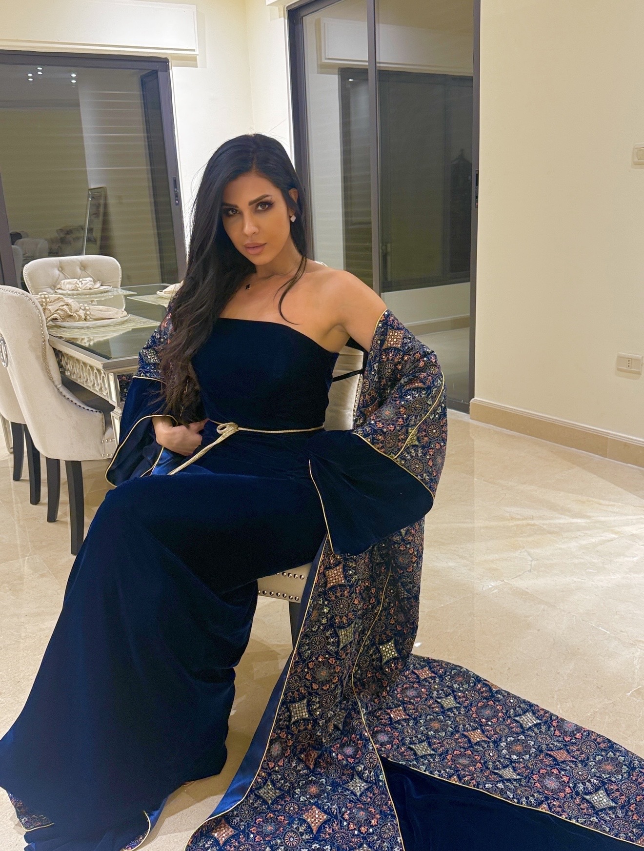Elegant Navy Blue Embroidery Abaya