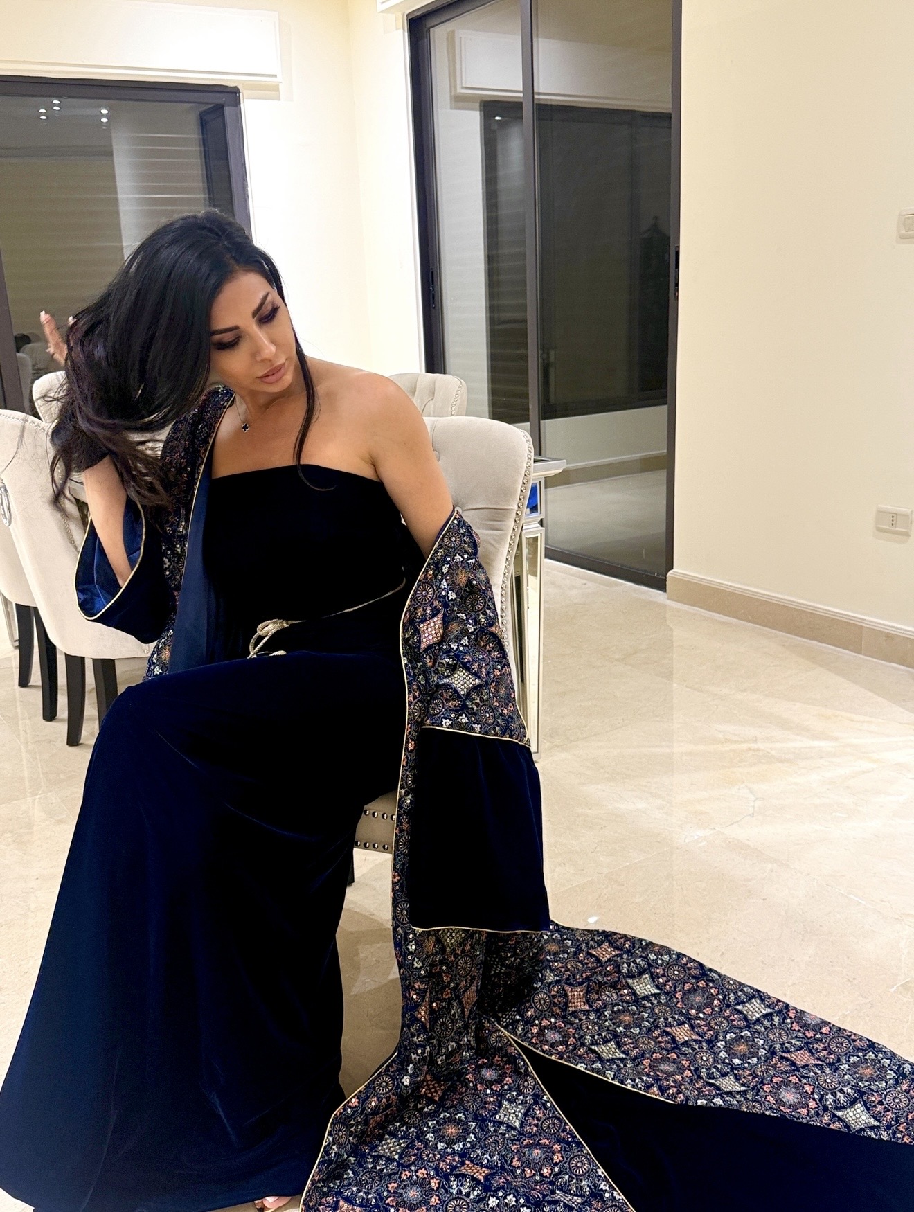 Elegant Navy Blue Embroidery Abaya 2